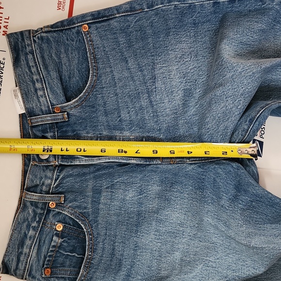 Levi's - Picture 10 of 12